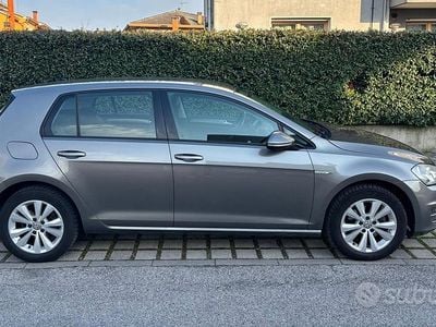Usata VW Golf VII Comfortline 110 CV (80 kW) 2016 Grigio Berlina