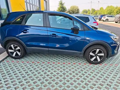 Usata Opel Crossland 110 CV (80 kW) 2024 Bluazzurro SUV