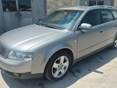 Usata Audi A4 130 CV (95 kW) 2004 Grigio Station wagon