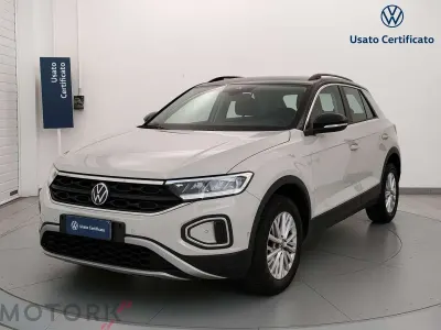 Usata VW T-Roc Life 110 CV (80 kW) 2023 Grigio SUV