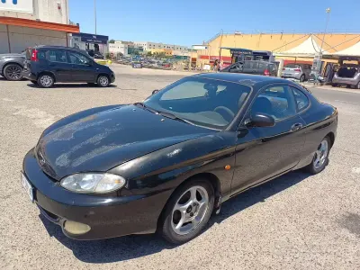 Usata Hyundai Coupé 114 CV (83 kW) 1997 Nero Coupé