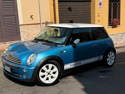 Usata Mini Cooper 116 CV (85 kW) 2005 Blu Utilitaria