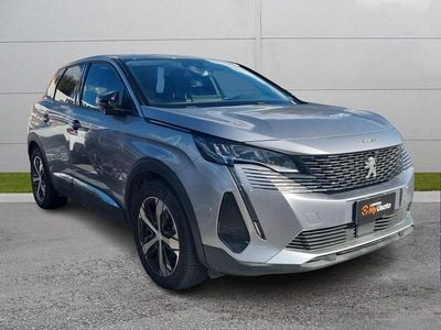 Usata Peugeot 3008 Allure 131 CV (96 kW) 2022 Grigio artense SUV