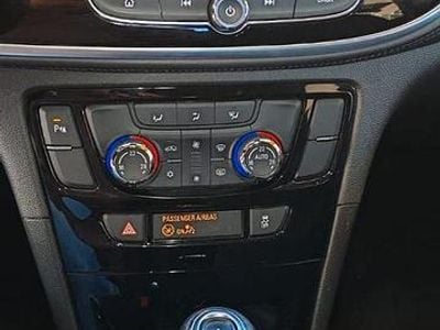 Usata Opel Mokka X 136 CV (100 kW) 2017 Bianco SUV