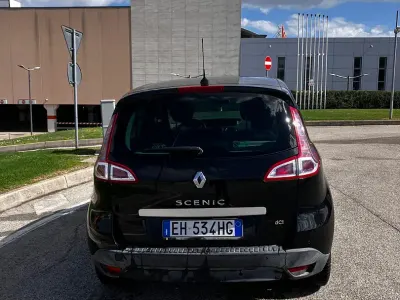 Usata Renault Scenic E-Tech 110 CV (80 kW) 2011 Nero Monovolume