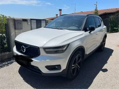 Usata Volvo XC40 R-Design 190 CV (139 kW) 2018 Bianco SUV
