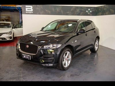 usata Jaguar F-Pace 2.0 D 180 CV AWD aut. Prestige del 2017 usata a Venezia