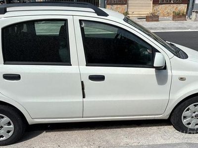 Usata Fiat Panda 69 CV (50 kW) 2011 Bianco Utilitaria