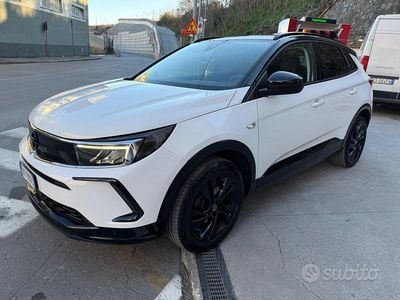 Usata Opel Grandland X GS Line 130 CV (95 kW) 2023 Bianco SUV