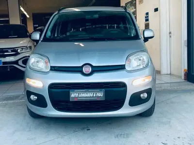 Usata Fiat Panda Lounge 75 CV (55 kW) 2013 Grigio Utilitaria