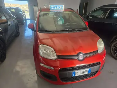 Usata Fiat Panda Lounge 69 CV (50 kW) 2012 Arancione Utilitaria