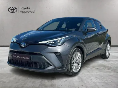 Usata Toyota C-HR Lounge 122 CV (89 kW) 2022 Grigio SUV