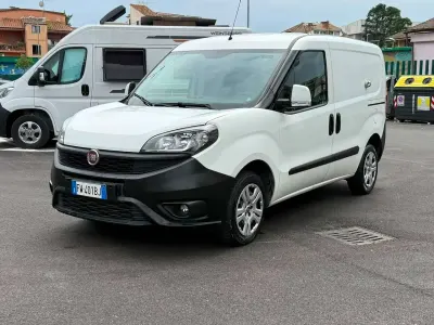 Usata Fiat Doblò 95 CV (69 kW) 2019 Bianco Monovolume