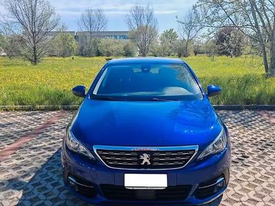 Usata Peugeot 308 Allure 130 CV (95 kW) 2018 Blu Berlina