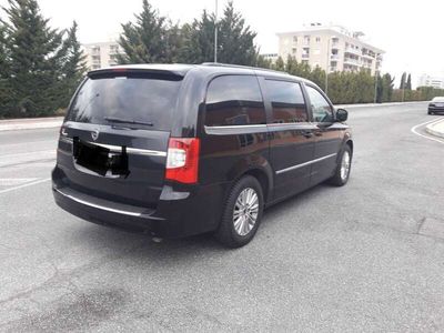 usata Lancia Voyager Voyager2.8L Gold 163cv auto