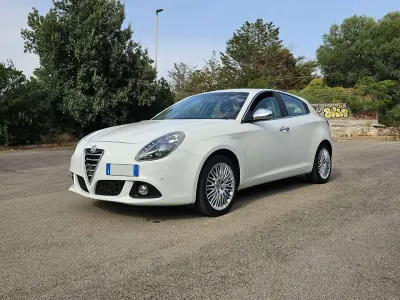 Usata Alfa Romeo Giulietta Exclusive 105 CV (77 kW) 2014 Other Utilitaria