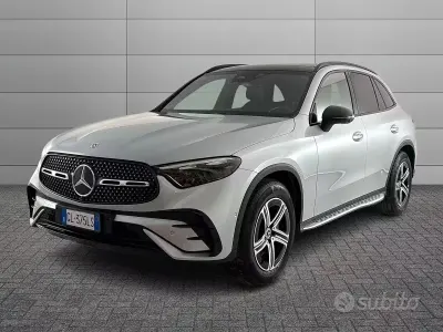 Usata Mercedes GLC220 AMG Line Premium Plus 197 CV (144 kW) 2023 Grigio SUV