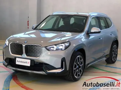 Gebraucht BMW iX1 xLine 67 kW (92 PS) 2024 Grau SUV