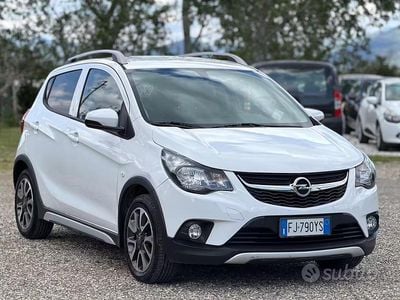 Usata Opel Karl Rocks 75 CV (55 kW) 2017 Bianco Utilitaria