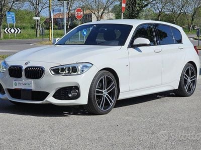 Begagnad BMW 118 M Sport 150 HK (110 kW) 2019 Vit Halvkombi
