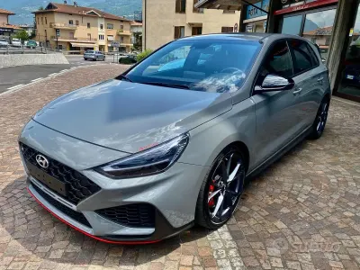 Usata Hyundai i30 N Performance 280 CV (205 kW) 2023 Grigio Berlina