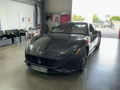 Usata Maserati Granturismo 441 CV (324 kW) 2009 Grigio Coupé
