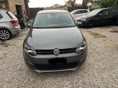 Usata VW Polo Comfortline 82 CV (60 kW) 2013 Grigio Utilitaria