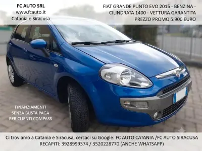 Usata Fiat Punto Lounge 77 CV (56 kW) 2015 Bluazzurro Utilitaria
