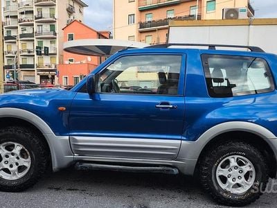 Usata Mitsubishi Pajero 115 CV (84 kW) 2002 Blu SUV