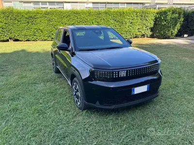 Nuova Fiat Grande Panda Icon 100 CV (73 kW) 2026 Nero Utilitaria