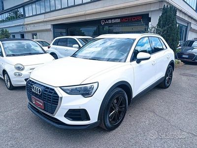 Begagnad Audi Q3 Advanced 150 HK (110 kW) 2022 Vit SUV