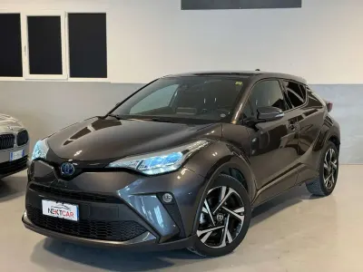 Usata Toyota C-HR Active 98 CV (72 kW) 2022 Grigio SUV