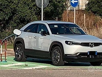 Usata Mazda MX30 Exclusive 80 kW (110 CV) 2020 Bianco SUV