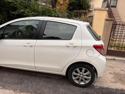 usata Toyota Yaris 3ª serie - 2012