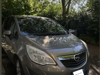 Usata Opel Meriva Cosmo 110 CV (80 kW) 2013 Grigio Monovolume