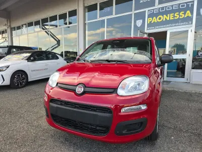 Nouvelle Fiat Panda S 71 ch (52 kW) 2025 Rouge Citadine