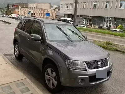 Usata Suzuki Grand Vitara 129 CV (94 kW) 2010 Grigio SUV