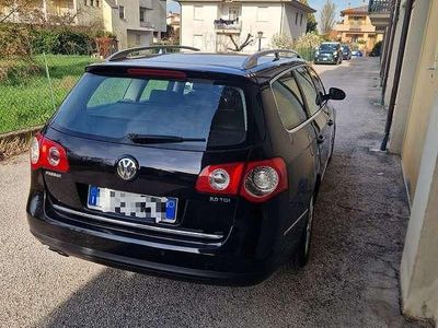 Usata VW Passat Highline 140 CV (102 kW) 2006 Nero Station wagon