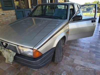 Usata Alfa Romeo 75 110 CV (80 kW) 1988 Berlina