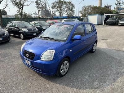 Usata Kia Picanto Urban 61 CV (44 kW) 2007 Blu Utilitaria