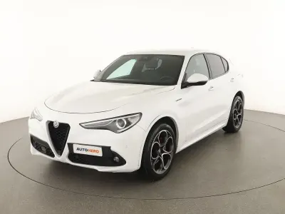 Usata Alfa Romeo Stelvio Veloce 209 CV (153 kW) 2021 Bianco SUV