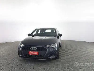 Usata Audi A3 e-tron Business 110 CV (80 kW) 2021 Grigio Utilitaria