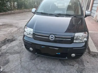Usata Fiat Panda 80 CV (58 kW) 2004 Nero Utilitaria