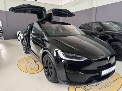 Usata Tesla Model X Performance 217 kW (296 CV) 2023 Nero SUV
