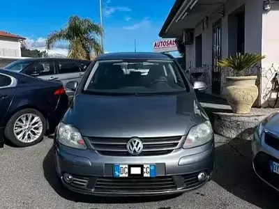 Usata VW Golf Plus Cross Comfortline 105 CV (77 kW) 2007 Grigio Monovolume