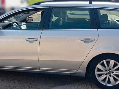 Grigio Usata 2012 VW Passat Station wagon | 7100 € (Buon prezzo)