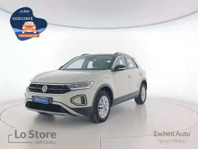 Usata VW T-Roc Life 116 CV (85 kW) 2023 Ascot grey nero SUV