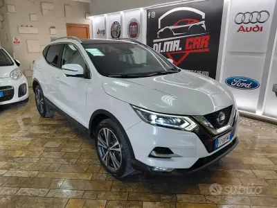 Usata Nissan Qashqai N-Connecta 110 CV (80 kW) 2019 Bianco SUV