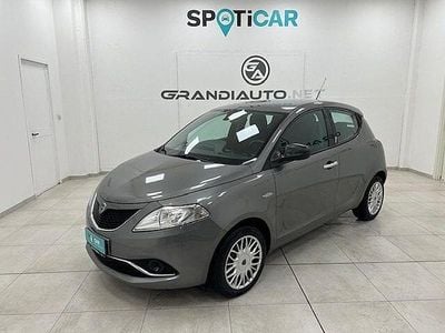 usata Lancia Ypsilon III 2015 - 1.3 mjt Silver s&s 95cv