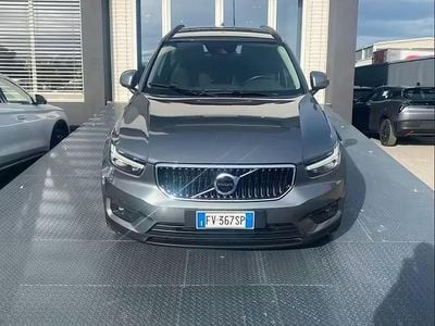 Usata Volvo XC40 Business Edition 150 CV (110 kW) 2019 Grigio SUV